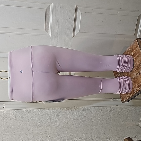 Legend and 90°Degree Leggings - Picture 8 of 13